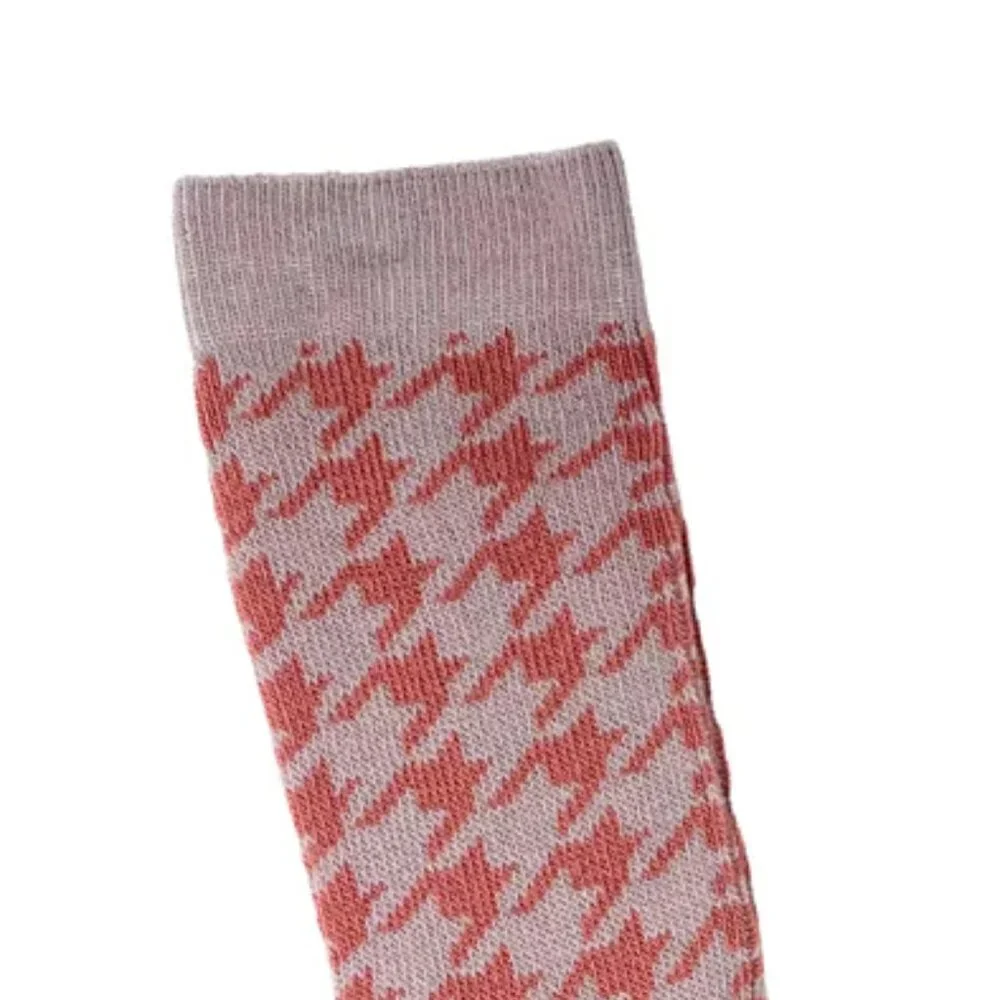 NWT Charley Pink and Gray Houndstooth Crew Socks
